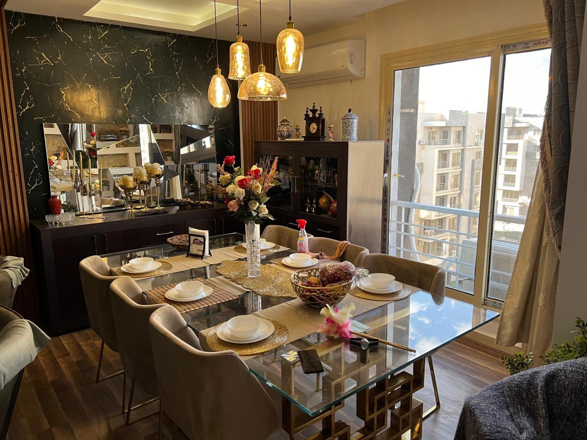 Apartamento شقه مفروشه فاخره بالقاهره الجديده New Cairo Exterior foto
